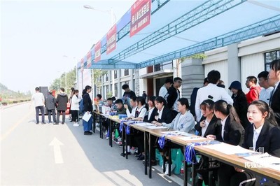 歡迎訪問(wèn)重慶大學(xué)城市科技學(xué)院 組團(tuán)帶隊(duì)參觀指南